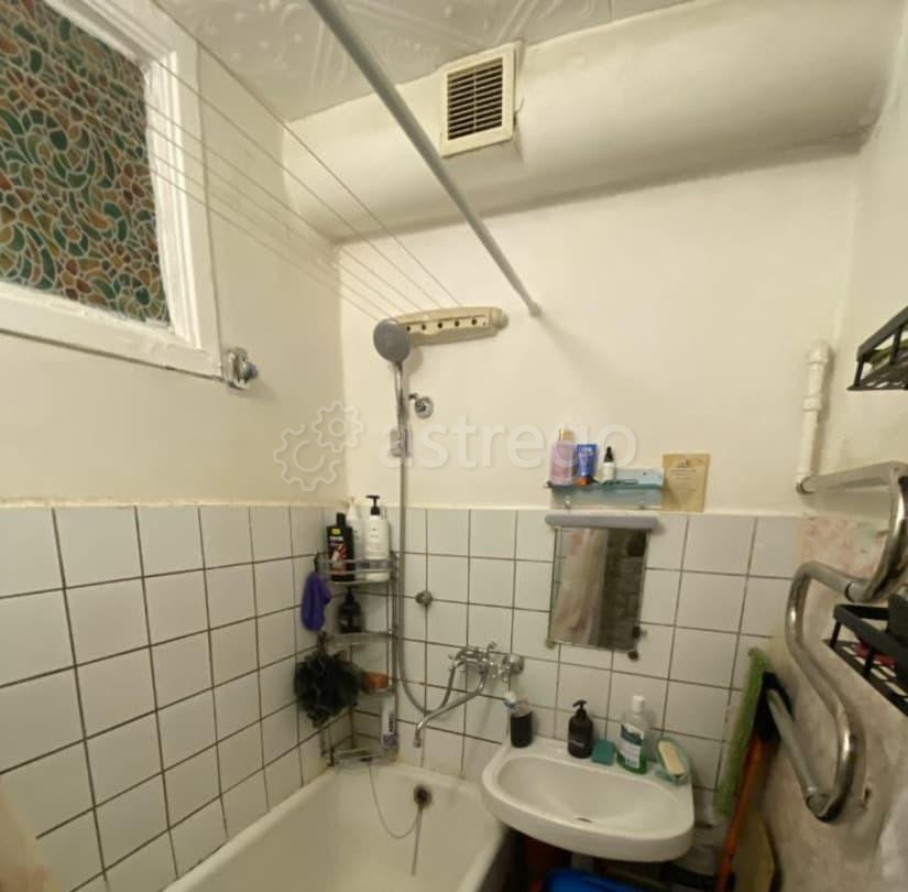 Комната, 10 м2, 5/5 эт. Видное - изображение 2