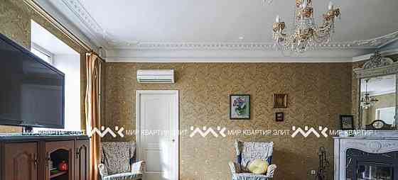 5-комн. квартира, 156.3 м2, 4/5 эт. Санкт-Петербург