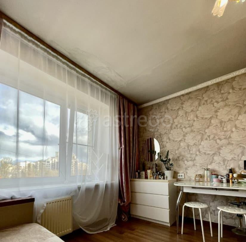 Комната, 13.3 м2, 5/5 эт. Санкт-Петербург - изображение 1