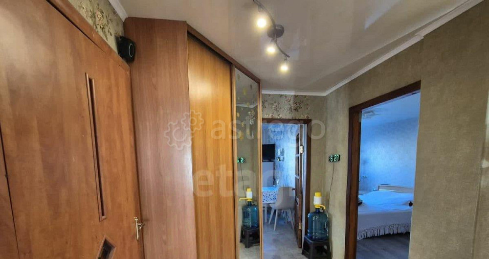 3-комн. квартира, 58.7 м2, 3/5 эт. Коряжма - изображение 1
