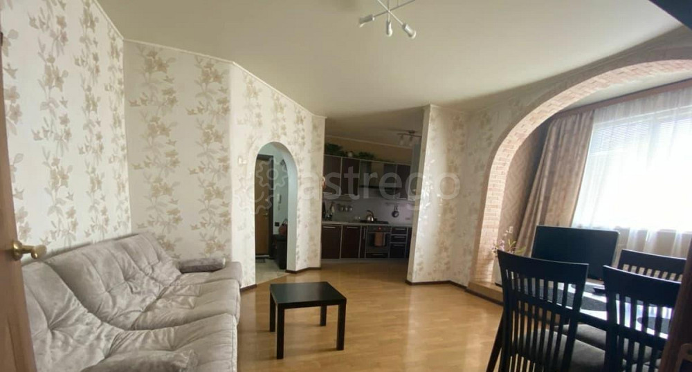 3-комн. квартира, 81 м2, 9/9 эт. Астрахань - изображение 1