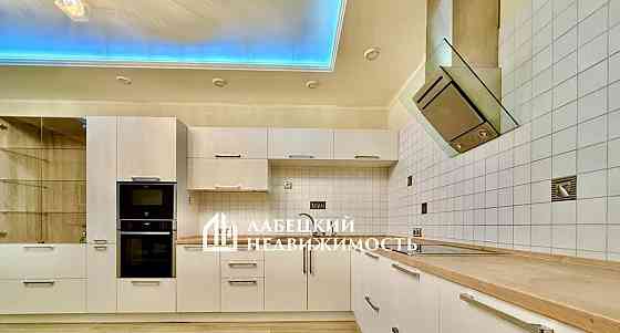 4-комн. квартира, 153.1 м2, 4/7 эт. Санкт-Петербург