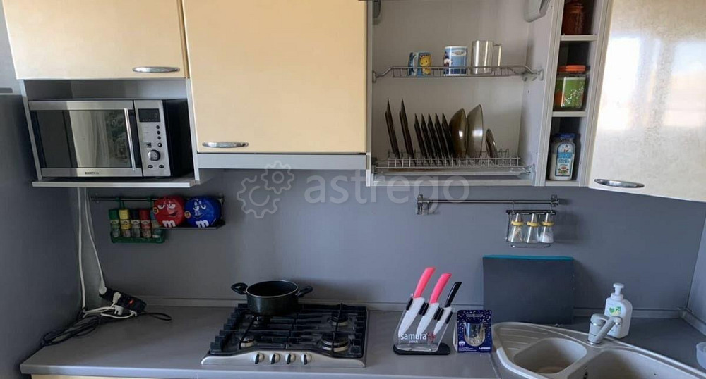 2-комн. квартира, 80 м2, 8/9 эт. Астрахань - изображение 1