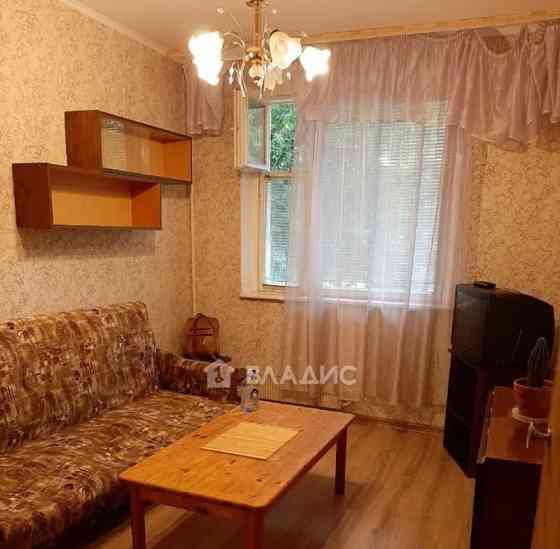 Комната, 10 м2, 1/12 эт. Москва