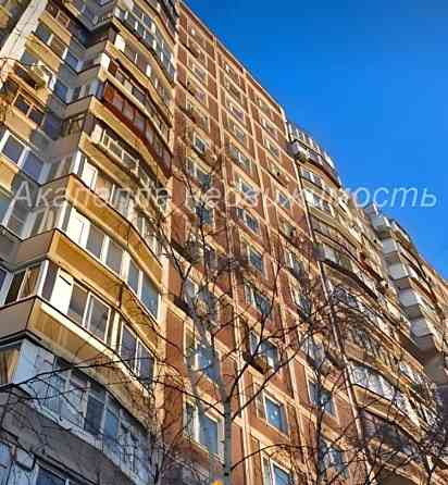 Комната, 14.8 м2, 16/17 эт. Москва