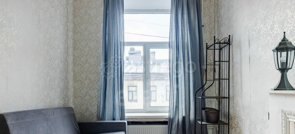 Комната, 10 м2, 6/6 эт. Санкт-Петербург - изображение 1