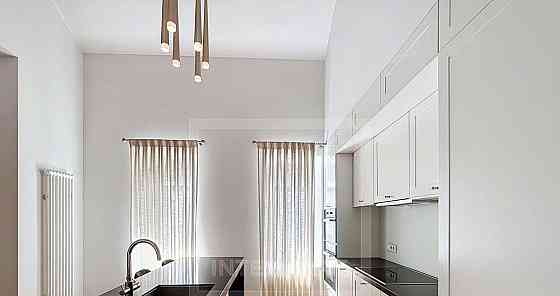 3-комн. апарт-ы, 140 м2, 5/5 эт. Москва