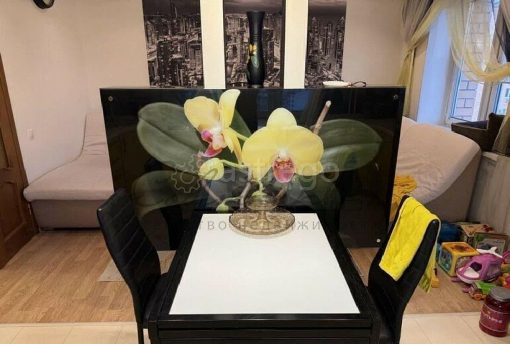 3-комн. квартира, 93 м2, 14/14 эт. Старый Оскол - изображение 2