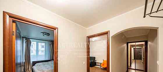 3-комн. квартира, 55.1 м2, 1/5 эт. Москва