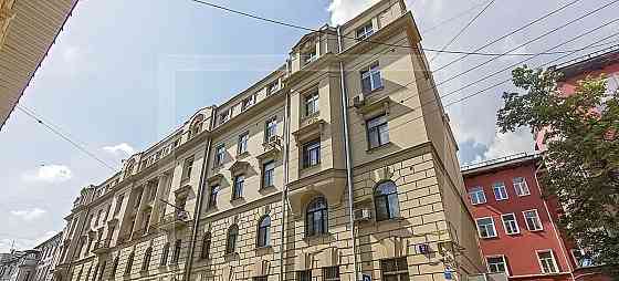 4-комн. квартира, 148 м2, 2/6 эт. Москва