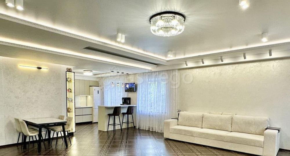 Коттедж, 231.3 м2, 6.95 сотки, 4 эт. Барнаул - изображение 1