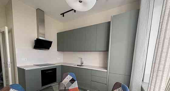 3-комн. квартира, 100 м2, 15/19 эт. Москва
