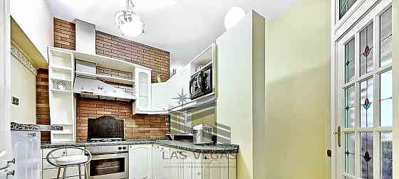 4-комн. квартира, 100 м2, 3/5 эт. Москва