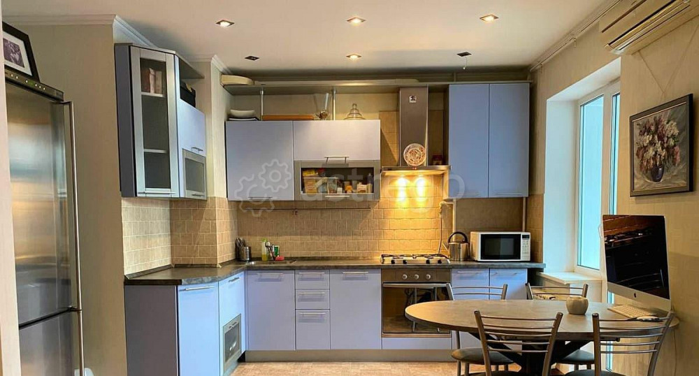Студия, 40 м2, 4/10 эт. Москва - изображение 1
