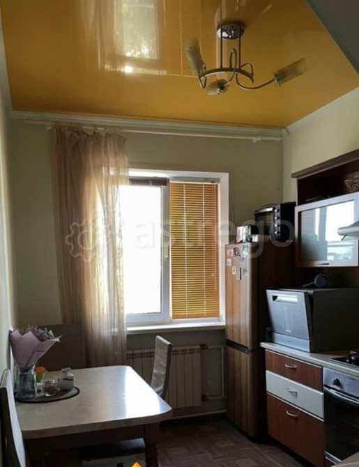 4-комн. квартира, 92 м2, 9/9 эт. Астрахань - изображение 1