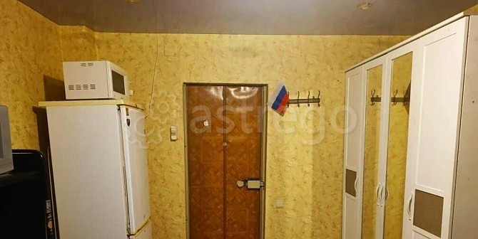 Комната, 15 м2, 1/5 эт. Старый Оскол - изображение 2