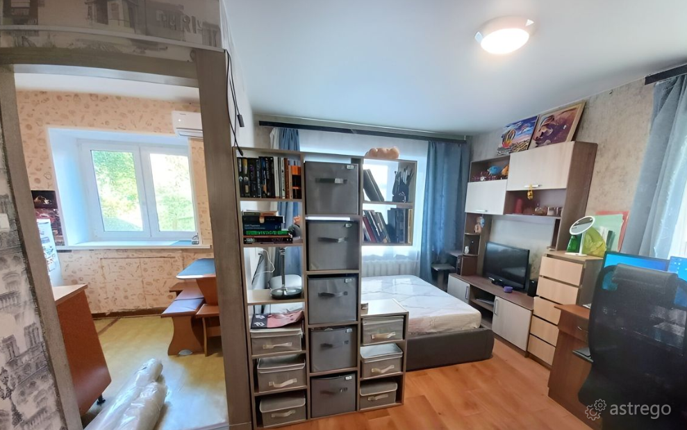 Продам 1-комн. квартиру,  29.9 м2,  2/6 этаж Екатеринбург - изображение 1