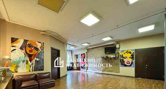 6-комн. квартира, 261.3 м2, 4/6 эт. Санкт-Петербург