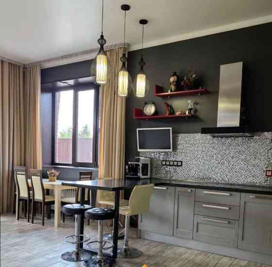 Коттедж, 300 м2, 15 соток, 2 эт. Минусинск