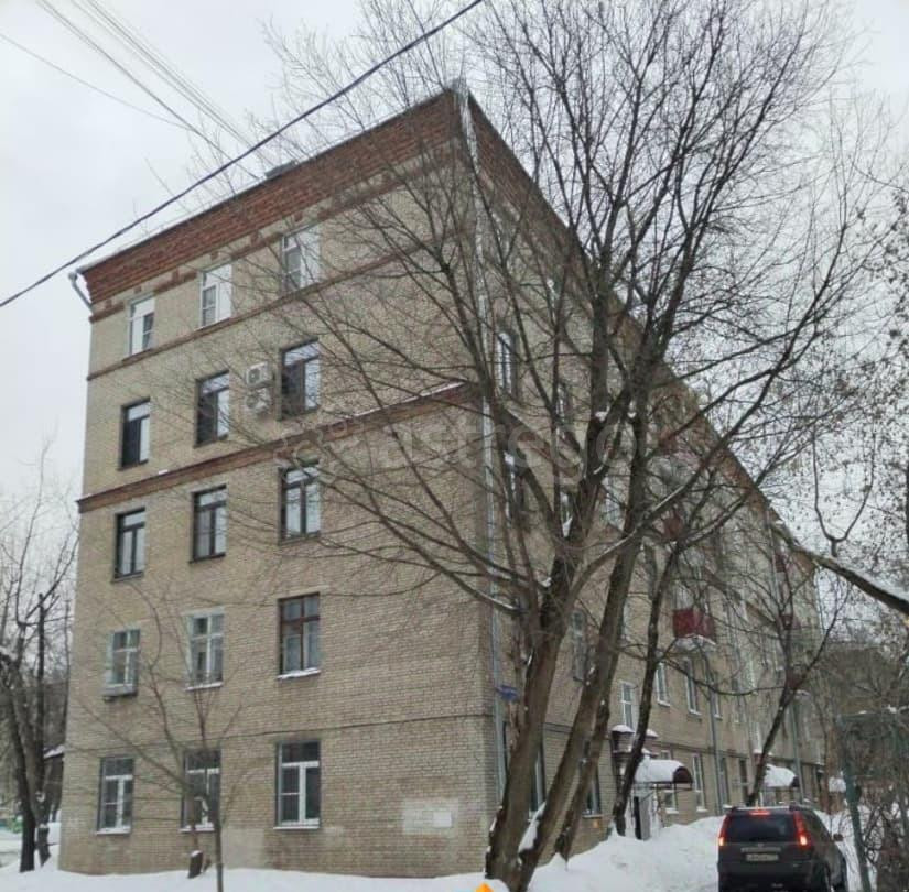 Комната, 52 м2, 2/5 эт. Москва - изображение 1