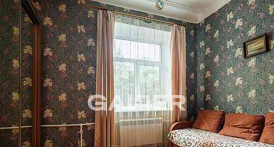 4-комн. квартира, 89 м2, 1/5 эт. Санкт-Петербург