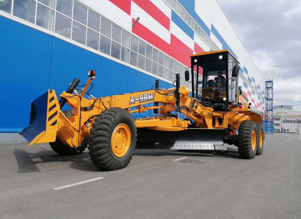 Автогрейдер на шарнирно-сочлененной раме Челябинск - изображение 1