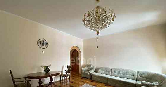 4-комн. квартира, 176.5 м2, 2/5 эт. Красноярск