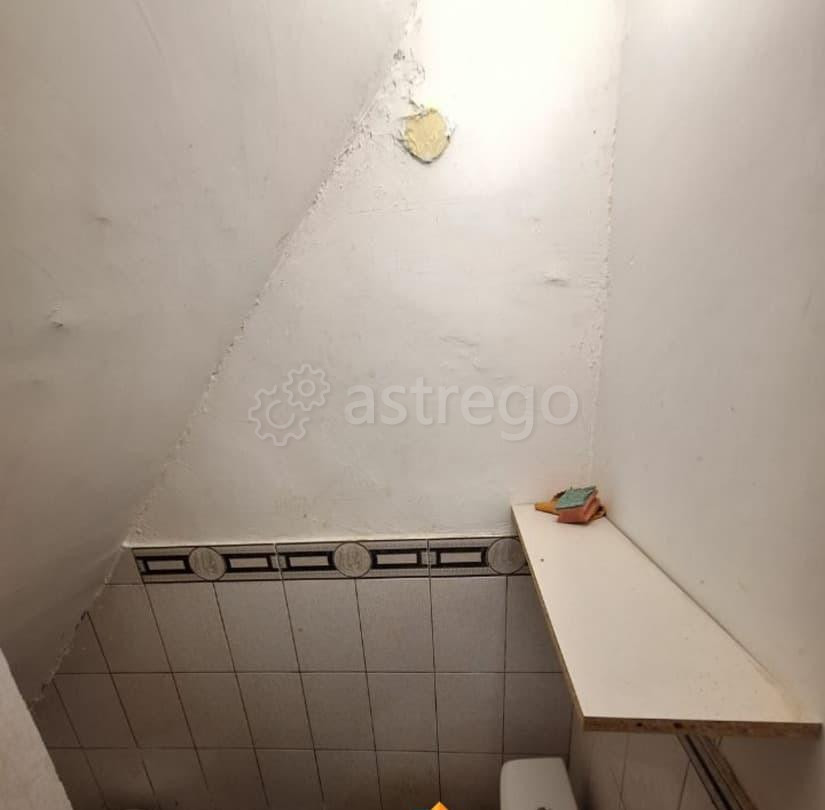 Комната, 15 м2, 2/2 эт. Яблоновский - изображение 7