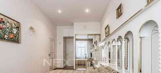 3-комн. квартира, 110 м2, 4/6 эт. Санкт-Петербург