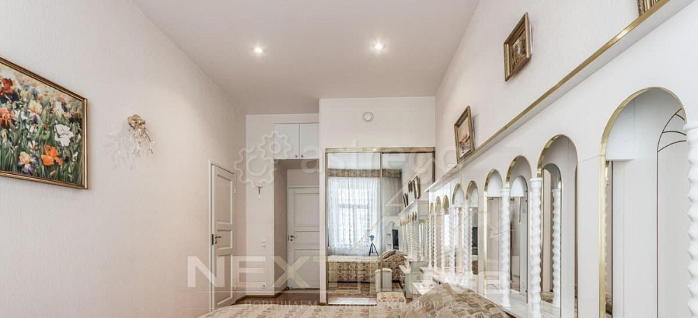 3-комн. квартира, 110 м2, 4/6 эт. Санкт-Петербург - изображение 2