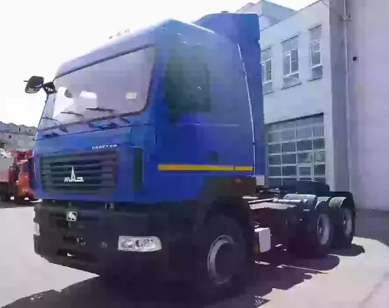 Тягач МАЗ-643028-520-020 Москва