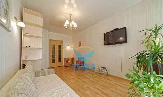 2-комн. квартира, 70 м2, 2/5 эт. Санкт-Петербург
