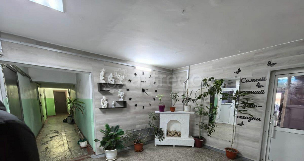 Комната, 18 м2, 1/9 эт. Красноярск - изображение 1