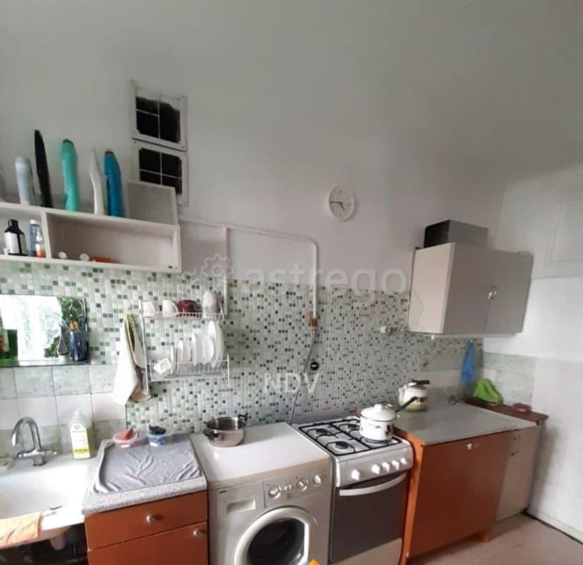 Комната, 13 м2, 3/5 эт. Москва - изображение 1
