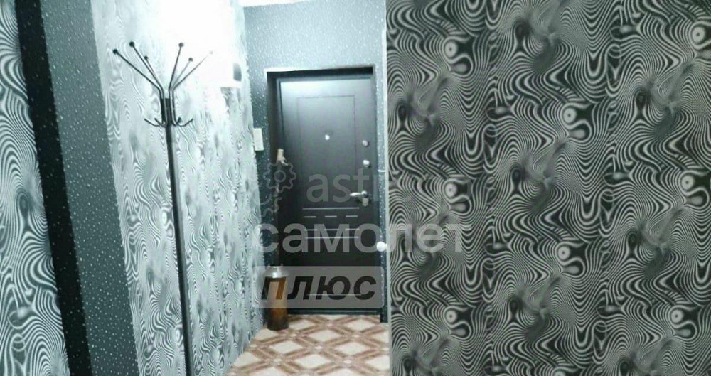 3-комн. квартира, 58.8 м2, 1/4 эт. Бийск - изображение 2