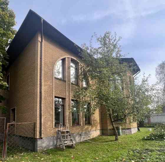 Дом, 327 м2, 12 соток, 2 эт. Долгопрудный