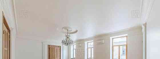 5-комн. квартира, 220 м2, 1/5 эт. Москва
