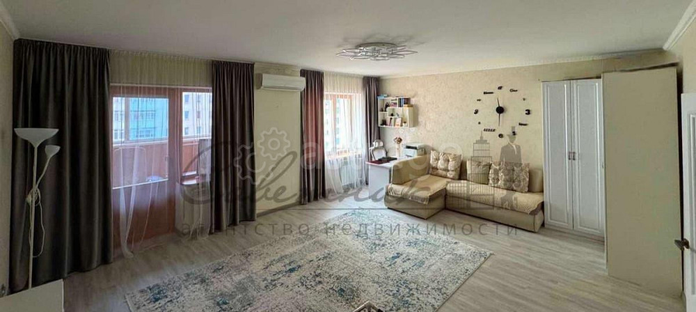 3-комн. квартира, 101 м2, 8/9 эт. Старый Оскол - изображение 1