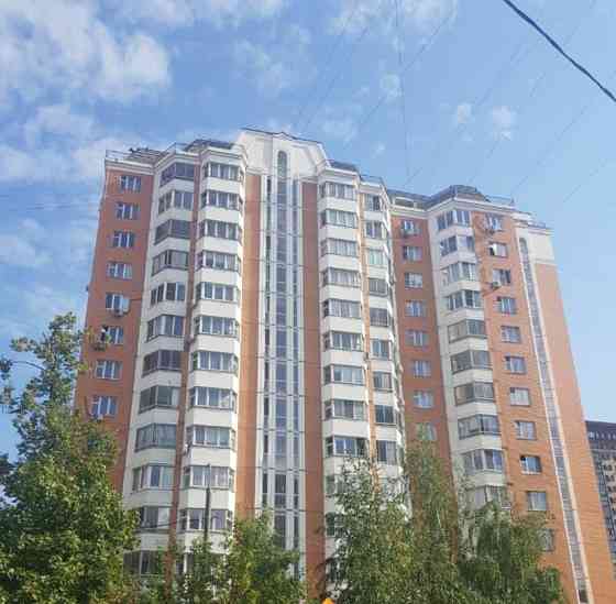 Комната, 64 м2, 9/14 эт. Москва