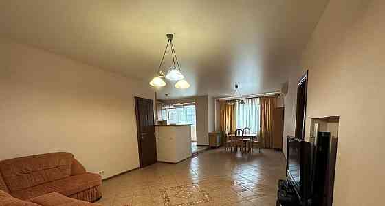 4-комн. квартира, 125.5 м2, 2/10 эт. Дзержинский