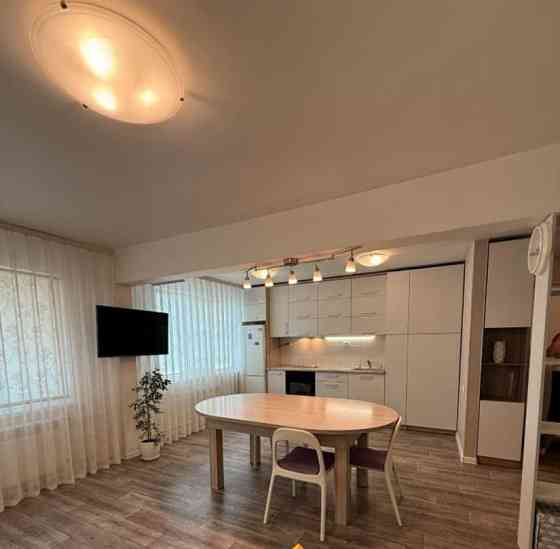3-комн. квартира, 83.8 м2, 5/5 эт. Бийск