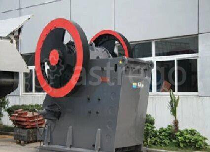Щёковая дробилка серии PEW Хабаровск - изображение 1