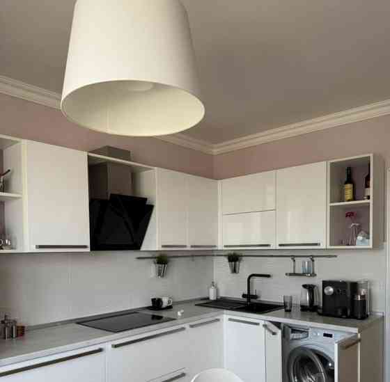 2-комн. квартира, 60 м2, 20/25 эт. Москва