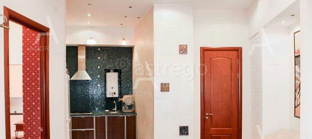 1-комн. квартира, 75 м2, 4/4 эт. Санкт-Петербург - изображение 1