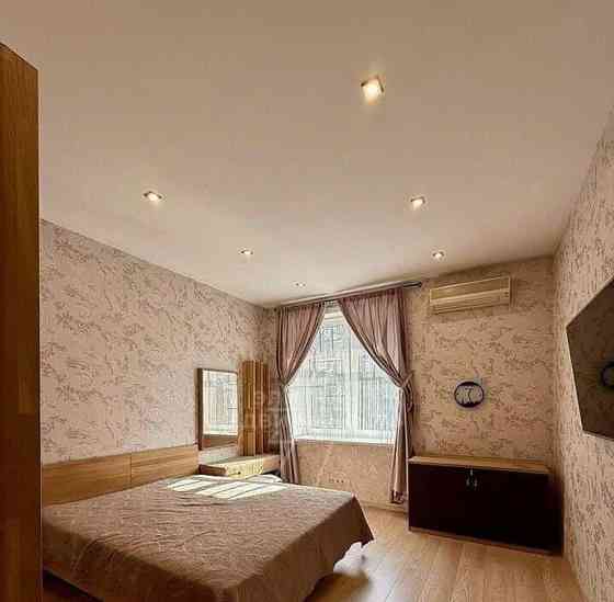 4-комн. квартира, 163.8 м2, 1/8 эт. Санкт-Петербург