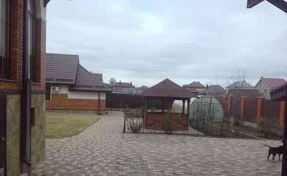 Коттедж, 372 м2, 19 соток, 2 эт. Дубовое