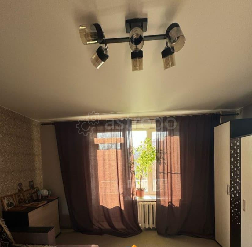Комната, 75 м2, 4/9 эт. Москва - изображение 1