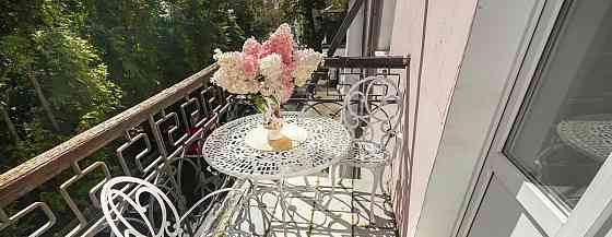4-комн. квартира, 140 м2, 3/6 эт. Москва