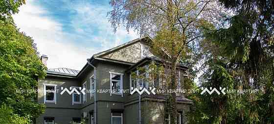 3-комн. квартира, 99.5 м2, 1/2 эт. Санкт-Петербург
