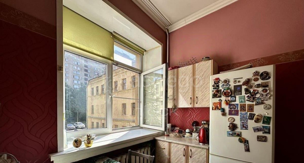 Комната, 27.7 м2, 2/9 эт. Москва - изображение 1